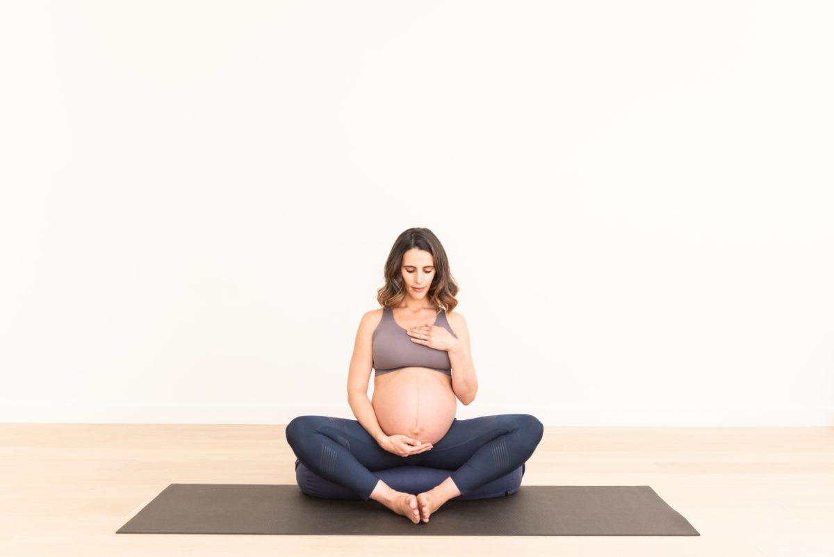 Top 5 Benefits of Prenatal Yoga Online During Covid-19
